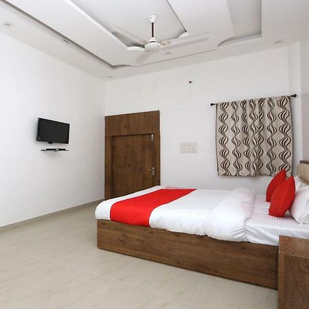 Oyo 38414 Rain Basera Resort Jabalpur Buitenkant foto