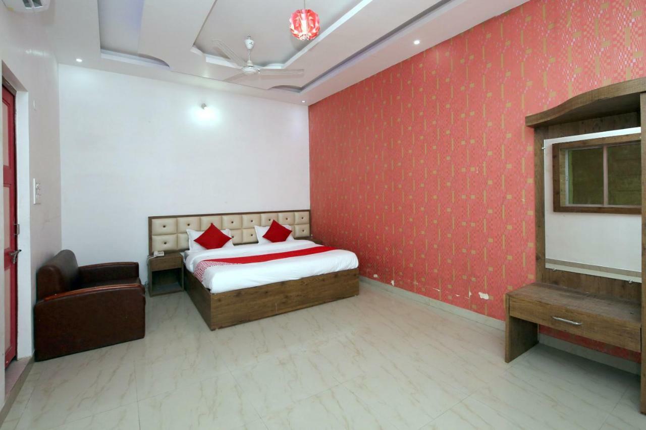 Oyo 38414 Rain Basera Resort Jabalpur Buitenkant foto
