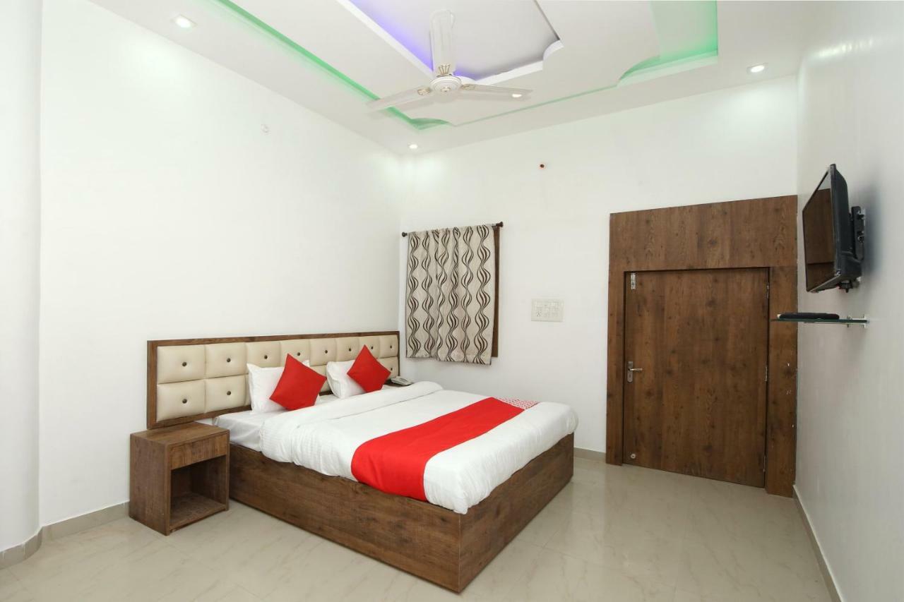 Oyo 38414 Rain Basera Resort Jabalpur Buitenkant foto