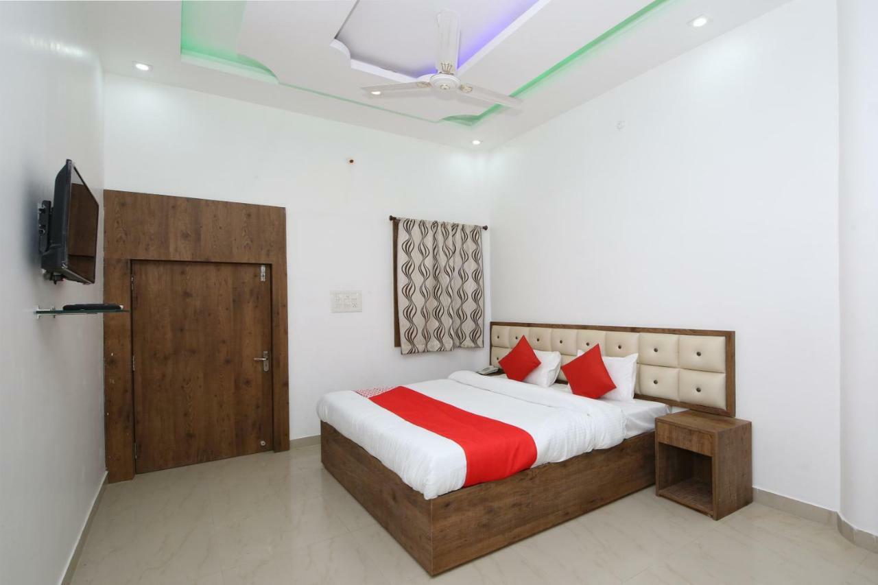 Oyo 38414 Rain Basera Resort Jabalpur Buitenkant foto