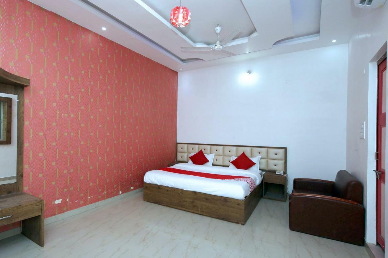Oyo 38414 Rain Basera Resort Jabalpur Buitenkant foto