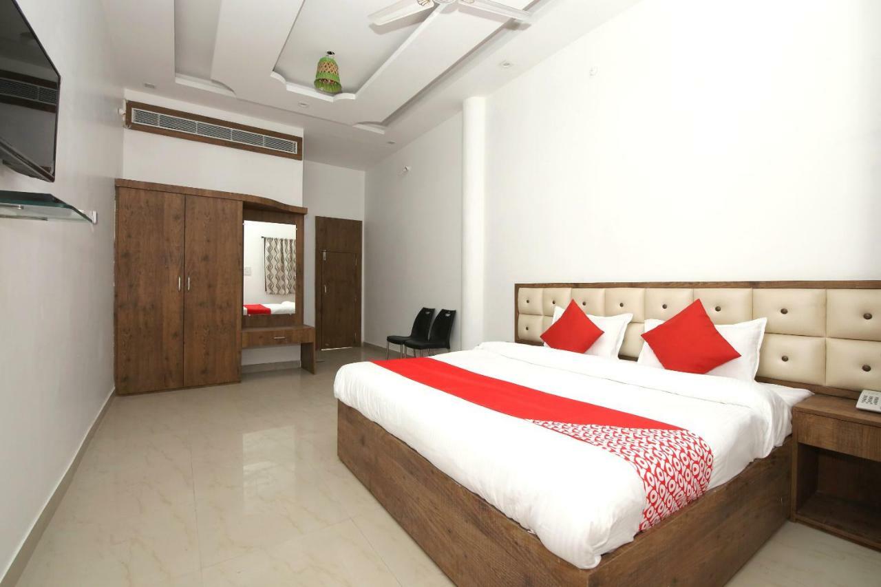 Oyo 38414 Rain Basera Resort Jabalpur Buitenkant foto